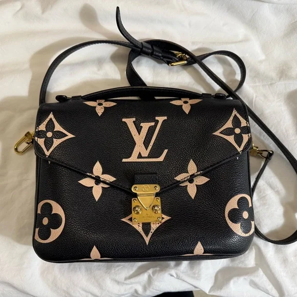 Louis Vuitton Noir/Beige Pochette Métis - Picture 5 of 15